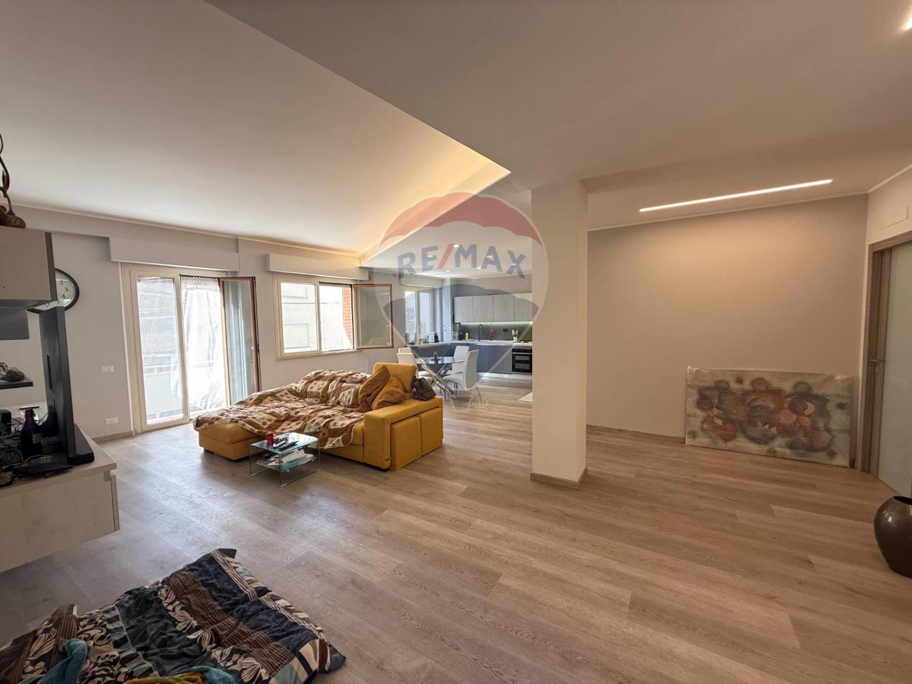 4 rooms Apartment in Recanati, Italy No. 8629