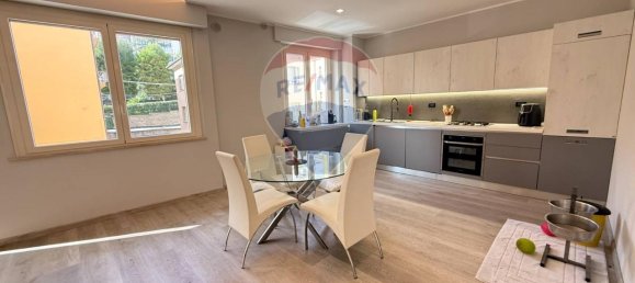 4 rooms Apartment in Recanati, Italy No. 8629 11