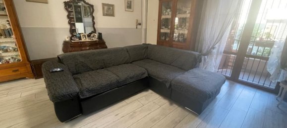 3 bedrooms House in Carrara, Italy No. 303595 3