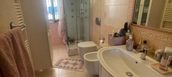 3 bedrooms House in Carrara, Italy No. 303595 16