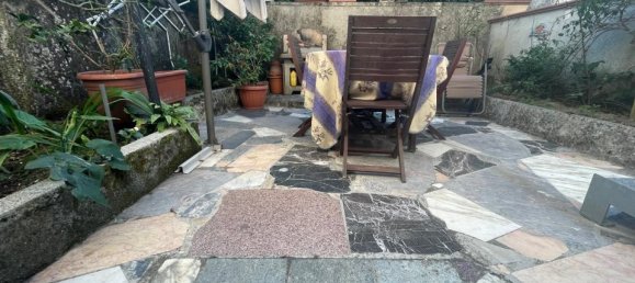 3 bedrooms House in Carrara, Italy No. 303595 8