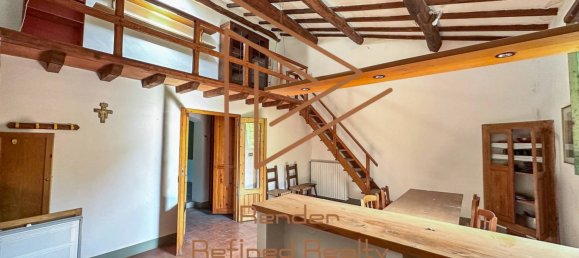 5 bedrooms House in Florence, Italy No. 44304 14