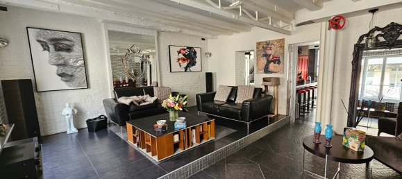 3 Schlafzimmer Haus in Luynes, France, Nr. 215756 4