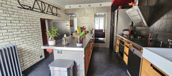 3 Schlafzimmer Haus in Luynes, France, Nr. 215756 9