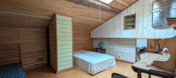 3 bedrooms House in Targon, France No. 104578 9