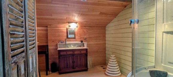 3 bedrooms House in Targon, France No. 104578 10