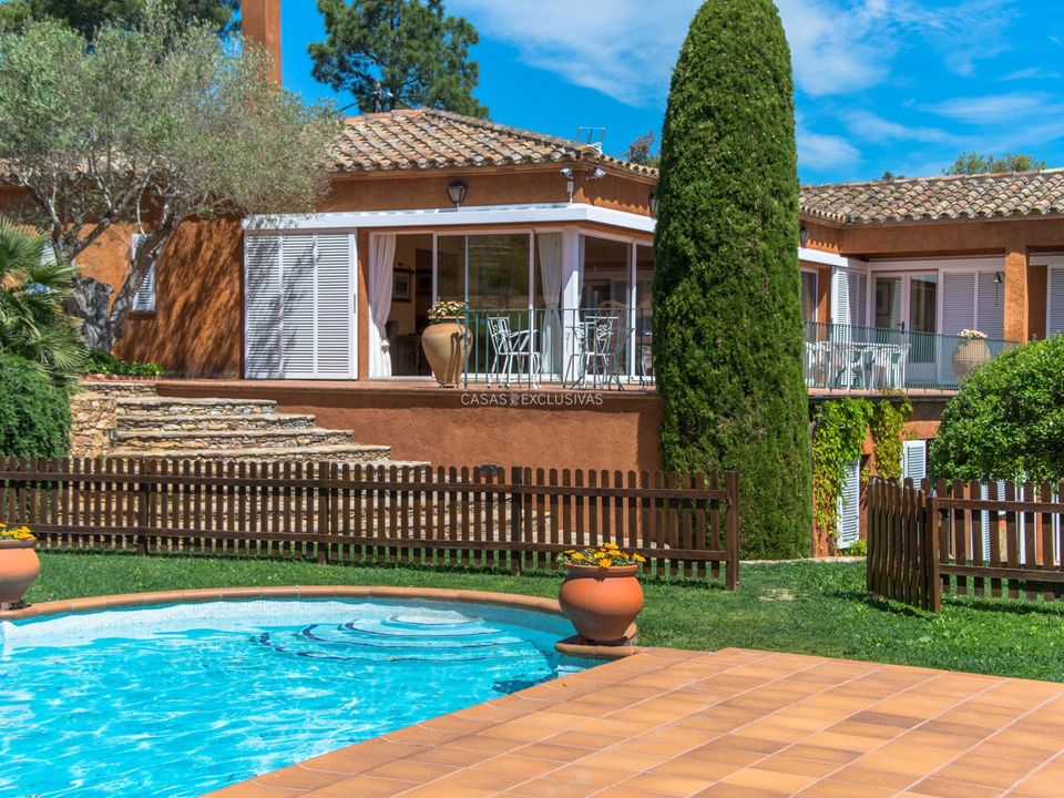 Дом с 6 спальнями в Бегур, Испания № 240954