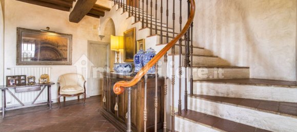 6 bedrooms Villa in Impruneta, Italy No. 192464 5