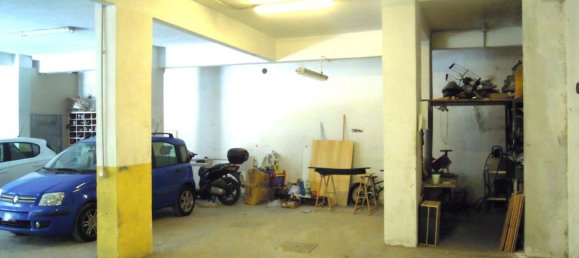 383m² Garage in Rome, Italy No. 363109 6