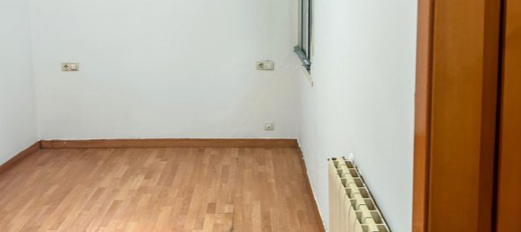 3 Schlafzimmer Wohnung in Cornella De Llobregat, Spain, Nr. 174131 10