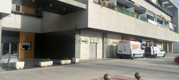 124m² Commercial property in Tres Cantos, Spain No. 184844 9