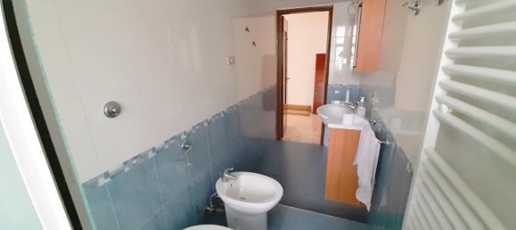 3 rooms Apartment in Taranto, Italy No. 41955 27