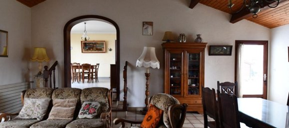 Дом с 3 спальнями в Жетинье, Франция № 104867 3