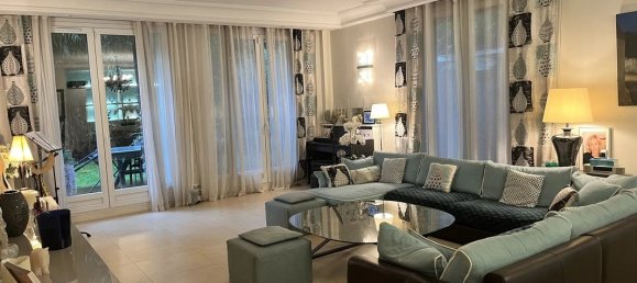 Apartamento de 2 dormitorios en Neuilly-sur-Seine, France No. 163536 2