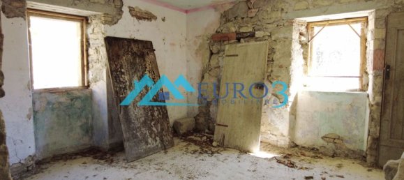 11 rooms House in Montegallo, Italy No. 73538 13