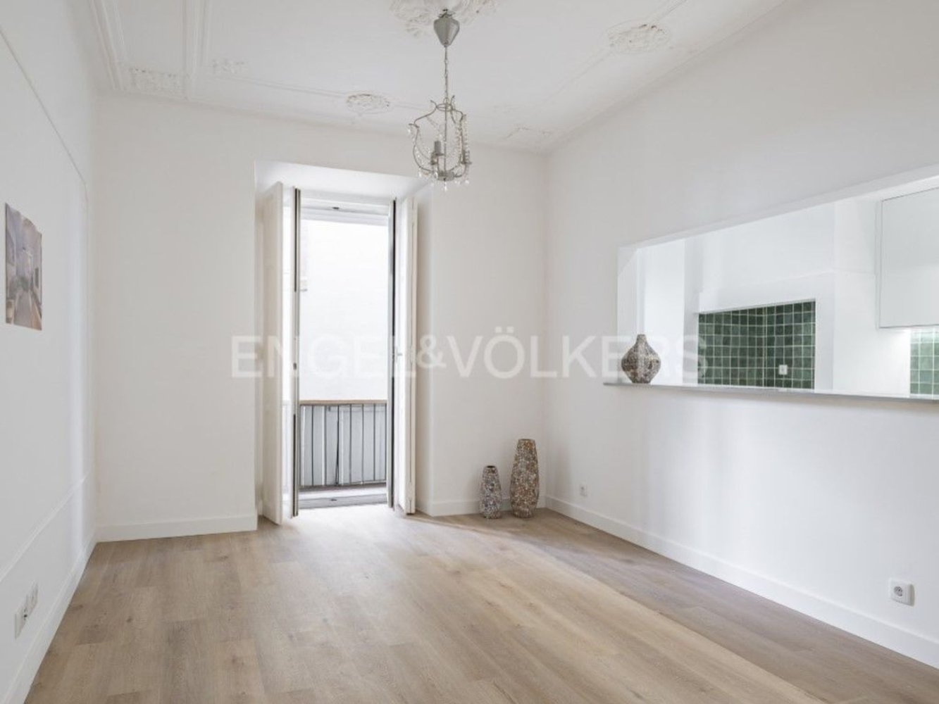 3 bedrooms Apartment in Lisbon, Portugal No. 344842