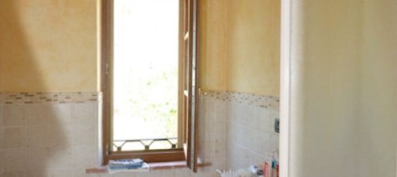 5 bedrooms Villa in Chiusi, Italy No. 52737 12