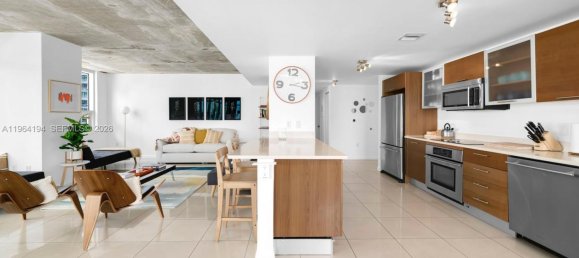 2 Schlafzimmer Gewerbliche Immobilien in Miami, USA, Nr. 615788 8