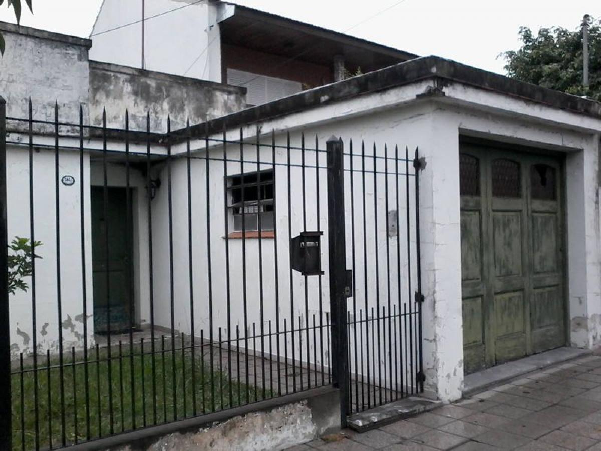 3 bedrooms House in Lomas de Zamora, Argentina No. 2983