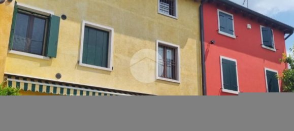 Apartamento de 3 habitaciónes en Lazise, Italy No. 140803 4