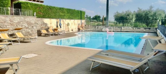 Apartamento de 3 habitaciónes en Lazise, Italy No. 140803 2