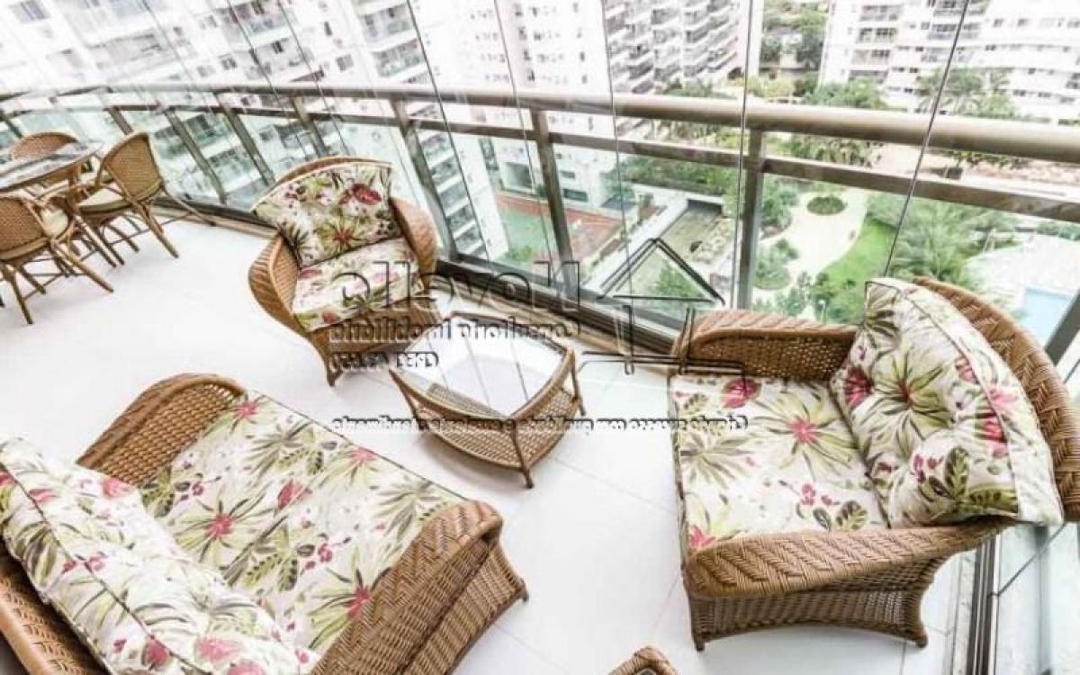 4 bedrooms Apartment in Rio de Janeiro, Brazil No. 469953