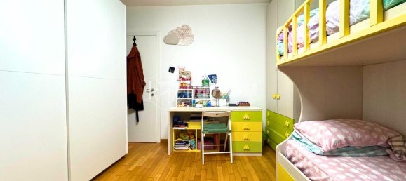 Apartamento de 5 divisões em Cologno Monzese, Italy N.º 3058 16