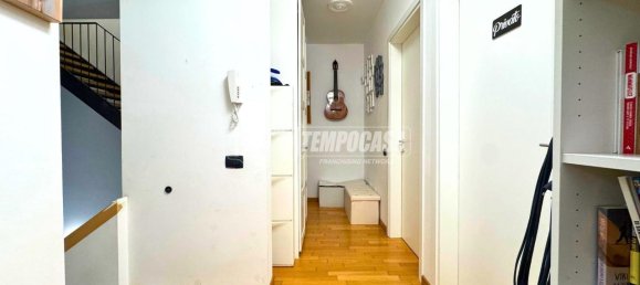 Apartamento de 5 divisões em Cologno Monzese, Italy N.º 3058 18