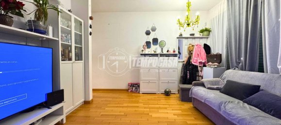 Apartamento de 5 divisões em Cologno Monzese, Italy N.º 3058 11