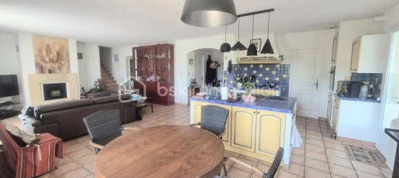 Villa de 5 dormitorios en Saint-Saturnin-les-Apt, France No. 360912 9