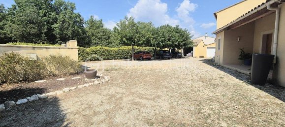 Villa de 5 dormitorios en Saint-Saturnin-les-Apt, France No. 360912 21