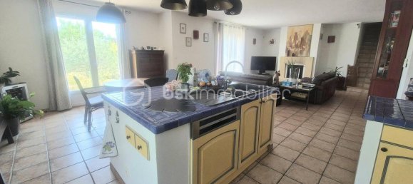 Villa de 5 dormitorios en Saint-Saturnin-les-Apt, France No. 360912 12