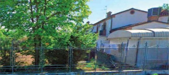 Gewerbliche Immobilie in Gaiba, Italy 772m², Nr. 53445 4