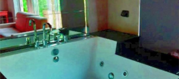 Gewerbliche Immobilie in Gaiba, Italy 772m², Nr. 53445 37