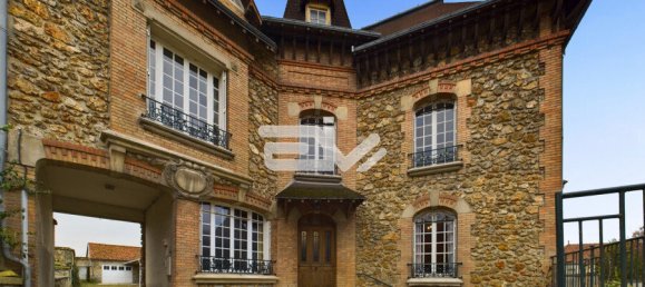 Casa de 5 dormitorios en Fismes, France No. 52150 4