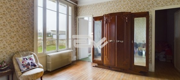 Casa de 5 dormitorios en Fismes, France No. 52150 7