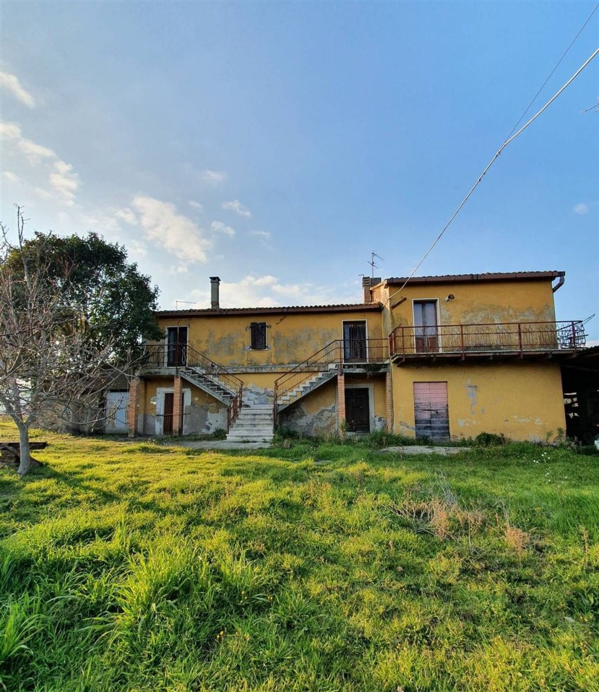 Casa de 4 habitaciónes en Orvieto, Italy No. 145957