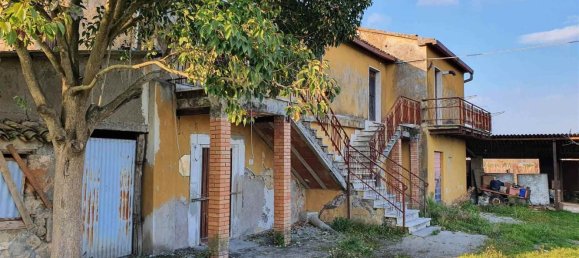 Casa de 4 habitaciónes en Orvieto, Italy No. 145957 7