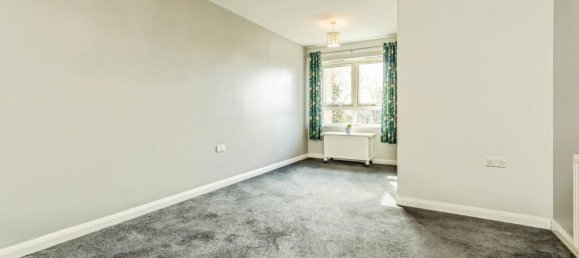 2 Schlafzimmer Wohnung in South Croydon, United Kingdom, Nr. 7995 4