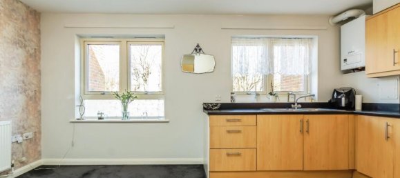 2 Schlafzimmer Wohnung in South Croydon, United Kingdom, Nr. 7995 2