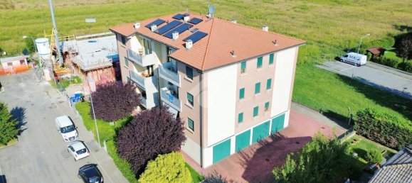 3 bedrooms Apartment in Parma, Italy No. 370885 27