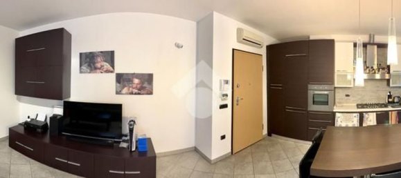 3 bedrooms Apartment in Parma, Italy No. 370885 34