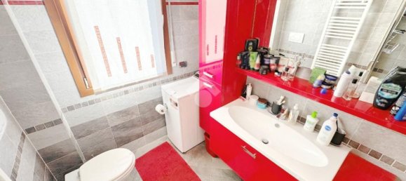 3 bedrooms Apartment in Parma, Italy No. 370885 18