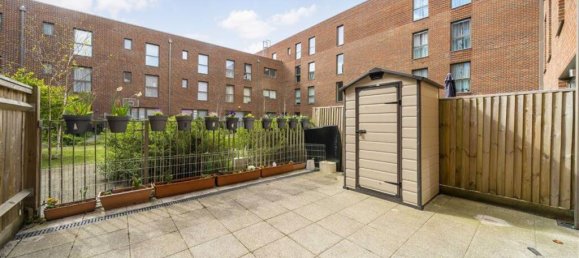 3 bedrooms House in Harrow, United Kingdom No. 5696 5