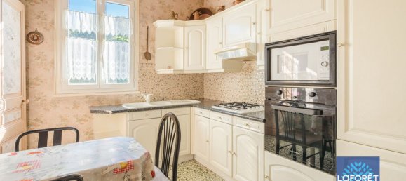 3 bedrooms House in Les Pavillons-sous-Bois, France No. 165632 7