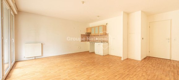Apartamento de 3 dormitorios en Montigny-les-Cormeilles, France No. 350145 2