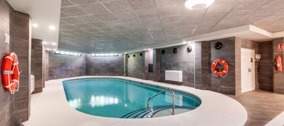 3 Schlafzimmer Wohnung in Marbella, Spain, Nr. 163837 5