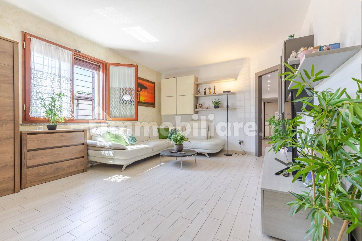 2 Schlafzimmer Wohnung in Castiglione Olona, Italy, Nr. 378783