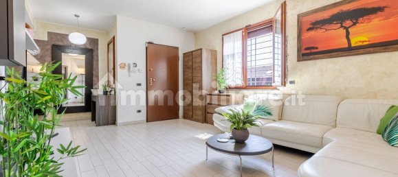 2 Schlafzimmer Wohnung in Castiglione Olona, Italy, Nr. 378783 3