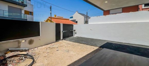 3 bedrooms House in Cascais, Portugal No. 104135 35